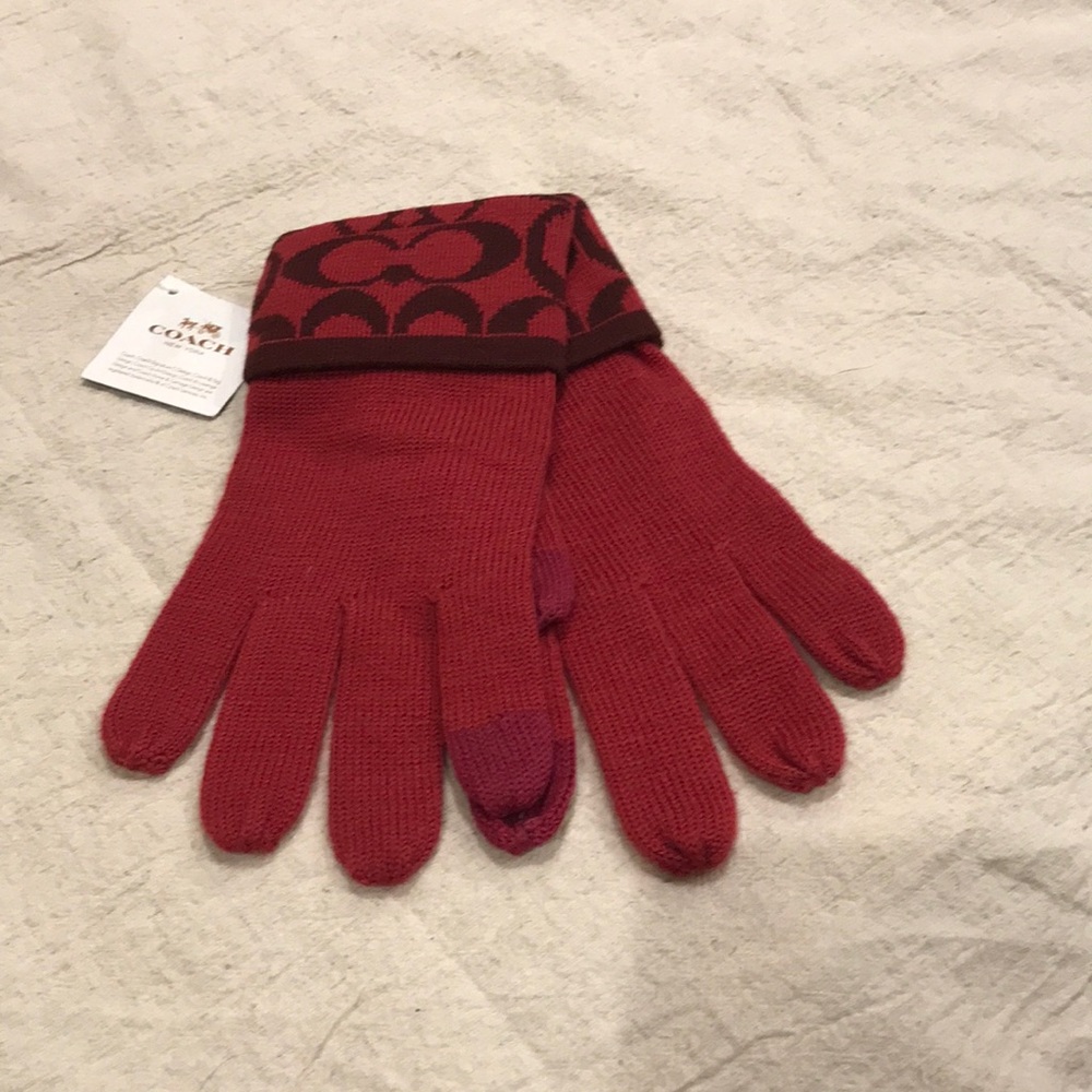 Coach Knit Logo Touch Gloves NWT